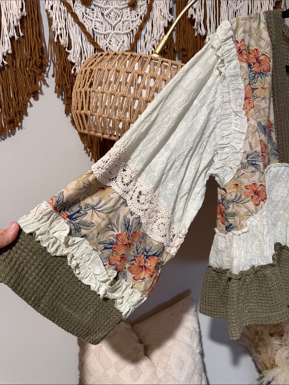 POL floral patchwork waffle knit blouse in olive and cream - Picture 4 of 5